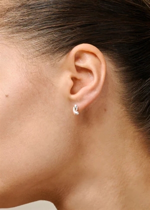 Nari studs Silver Enamel 